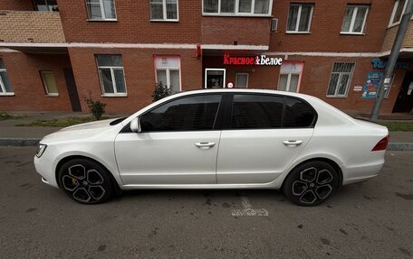 Skoda Superb III рестайлинг, 2014 год, 1 360 000 рублей, 8 фотография
