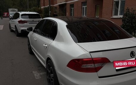 Skoda Superb III рестайлинг, 2014 год, 1 360 000 рублей, 5 фотография