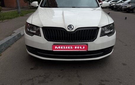 Skoda Superb III рестайлинг, 2014 год, 1 360 000 рублей, 3 фотография