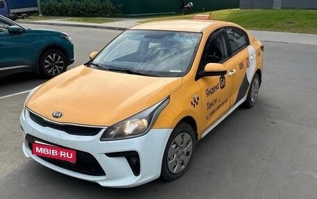 KIA Rio IV, 2017 год, 600 000 рублей, 2 фотография