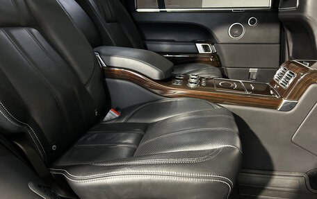 Land Rover Range Rover IV рестайлинг, 2015 год, 3 980 000 рублей, 14 фотография