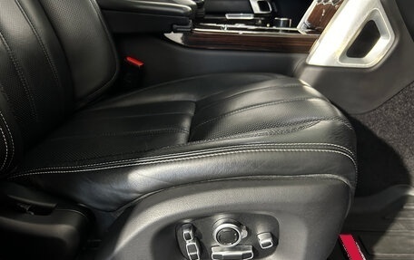 Land Rover Range Rover IV рестайлинг, 2015 год, 3 980 000 рублей, 16 фотография