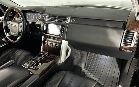 Land Rover Range Rover IV рестайлинг, 2015 год, 3 980 000 рублей, 19 фотография
