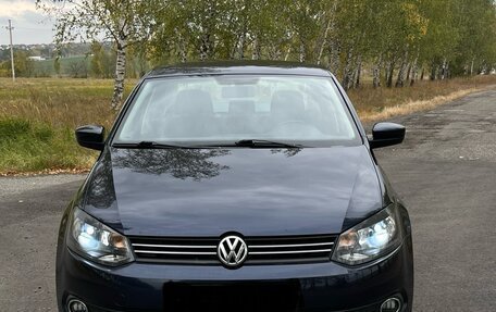 Volkswagen Polo VI (EU Market), 2015 год, 875 000 рублей, 1 фотография