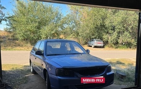 Hyundai Accent II, 2005 год, 200 000 рублей, 3 фотография