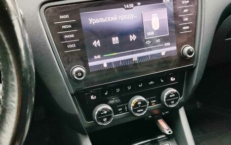 Skoda Octavia, 2017 год, 1 500 000 рублей, 8 фотография