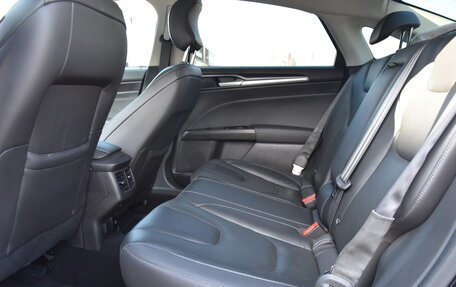 Ford Mondeo V, 2017 год, 1 850 000 рублей, 21 фотография