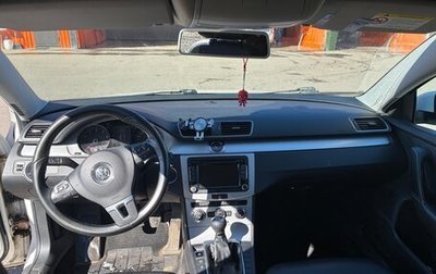 Volkswagen Passat B7, 2011 год, 820 000 рублей, 1 фотография