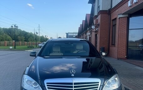 Mercedes-Benz S-Класс, 2012 год, 2 250 000 рублей, 1 фотография
