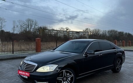 Mercedes-Benz S-Класс, 2012 год, 2 250 000 рублей, 4 фотография
