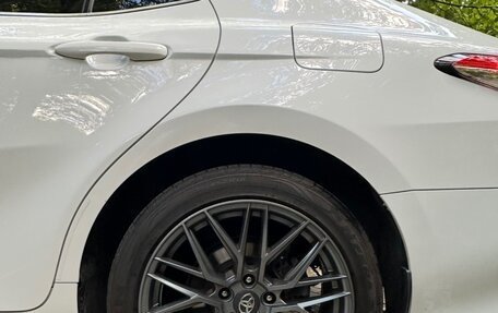Toyota Camry, 2018 год, 2 390 000 рублей, 9 фотография