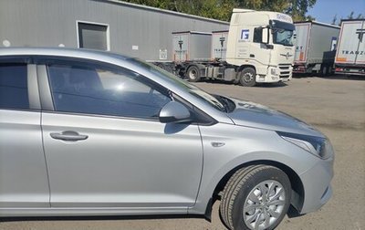 Hyundai Solaris II рестайлинг, 2017 год, 1 300 000 рублей, 1 фотография
