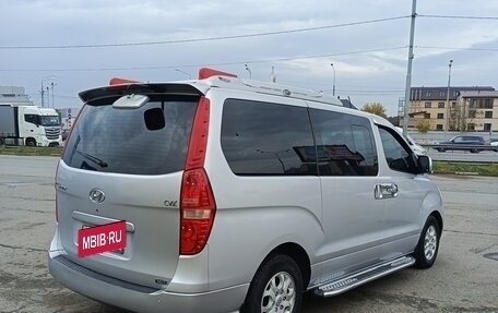 Hyundai Grand Starex Grand Starex I рестайлинг 2, 2009 год, 1 500 000 рублей, 13 фотография