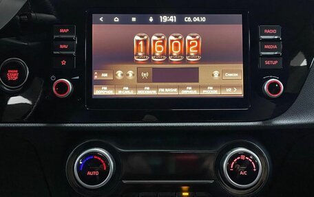 KIA Rio IV, 2021 год, 2 012 000 рублей, 20 фотография