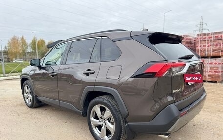 Toyota RAV4, 2020 год, 2 950 000 рублей, 7 фотография