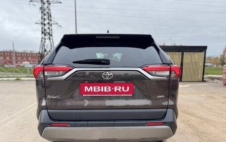 Toyota RAV4, 2020 год, 2 950 000 рублей, 6 фотография