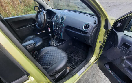 Ford Fusion I, 2006 год, 350 000 рублей, 3 фотография