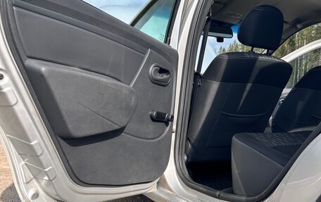 Renault Logan I, 2013 год, 725 000 рублей, 11 фотография