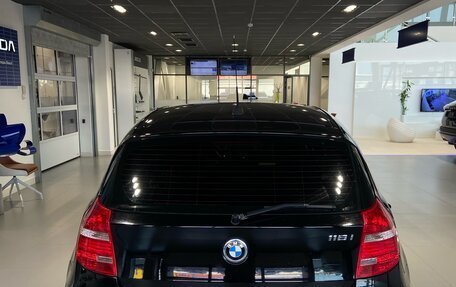 BMW 1 серия, 2011 год, 690 000 рублей, 6 фотография