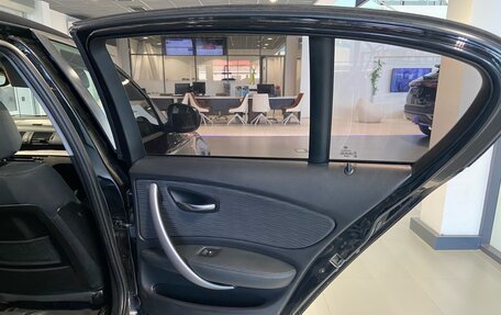 BMW 1 серия, 2011 год, 690 000 рублей, 10 фотография