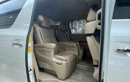 Toyota Alphard III, 2012 год, 3 500 000 рублей, 22 фотография