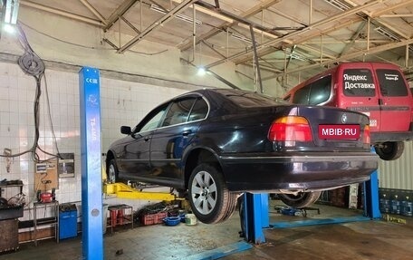 BMW 5 серия, 1998 год, 440 000 рублей, 8 фотография