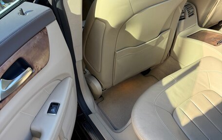 Mercedes-Benz CLS, 2012 год, 2 470 000 рублей, 20 фотография