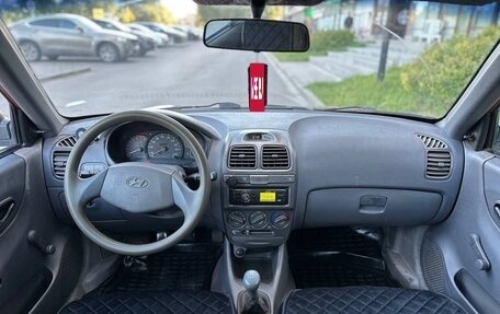 Hyundai Accent II, 2004 год, 147 000 рублей, 9 фотография
