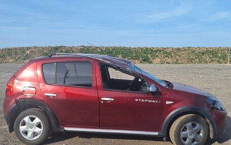 Renault Sandero I, 2012 год, 200 000 рублей, 2 фотография
