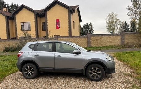 Nissan Qashqai, 2010 год, 627 000 рублей, 2 фотография