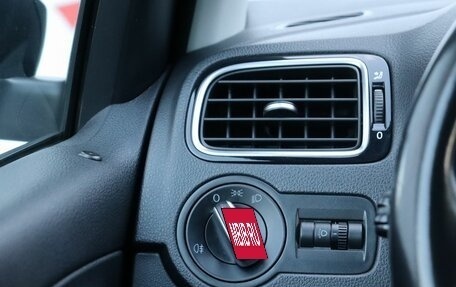 Volkswagen Polo VI (EU Market), 2018 год, 1 200 000 рублей, 12 фотография