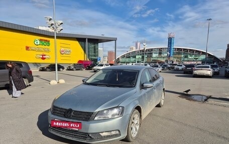 Volkswagen Passat B7, 2011 год, 750 000 рублей, 3 фотография
