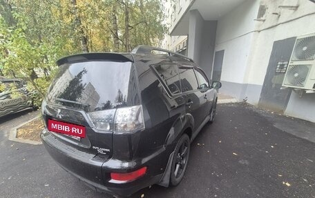 Mitsubishi Outlander III рестайлинг 3, 2011 год, 1 250 000 рублей, 5 фотография