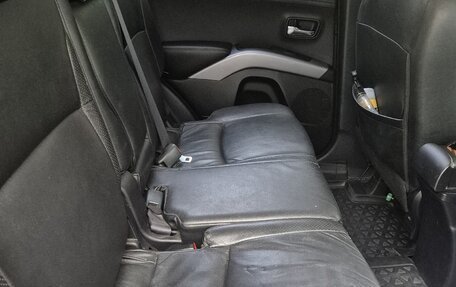 Mitsubishi Outlander III рестайлинг 3, 2011 год, 1 250 000 рублей, 7 фотография