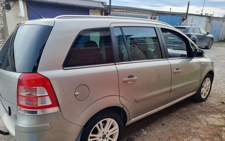Opel Zafira B, 2011 год, 700 000 рублей, 4 фотография
