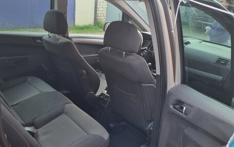 Opel Zafira B, 2011 год, 700 000 рублей, 9 фотография