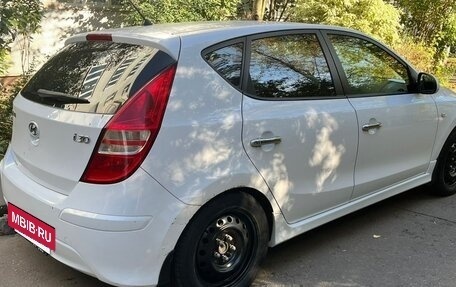 Hyundai i30 I, 2010 год, 650 000 рублей, 4 фотография