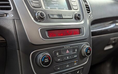KIA Sorento II рестайлинг, 2013 год, 1 490 000 рублей, 25 фотография