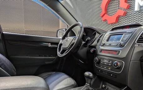 KIA Sorento II рестайлинг, 2013 год, 1 490 000 рублей, 29 фотография