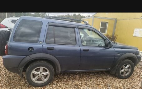 Land Rover Freelander II рестайлинг 2, 2005 год, 600 000 рублей, 3 фотография
