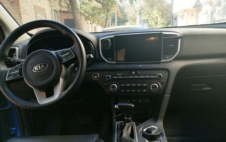KIA Sportage IV рестайлинг, 2019 год, 2 250 000 рублей, 24 фотография