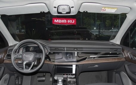 Audi Q7, 2025 год, 9 384 000 рублей, 10 фотография