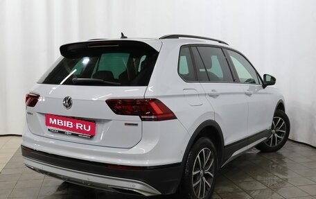 Volkswagen Tiguan II, 2019 год, 2 189 000 рублей, 4 фотография
