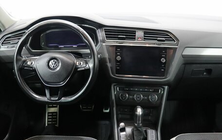 Volkswagen Tiguan II, 2019 год, 2 189 000 рублей, 23 фотография