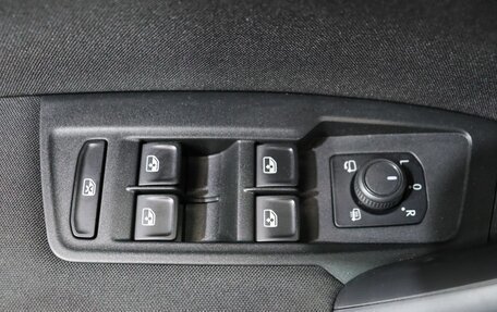 Volkswagen Tiguan II, 2019 год, 2 189 000 рублей, 22 фотография