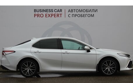 Toyota Camry, 2021 год, 3 125 000 рублей, 5 фотография