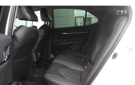 Toyota Camry, 2021 год, 3 125 000 рублей, 18 фотография