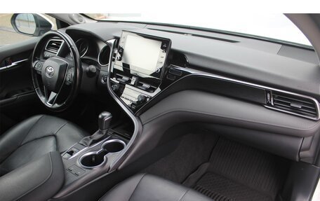 Toyota Camry, 2021 год, 3 125 000 рублей, 33 фотография