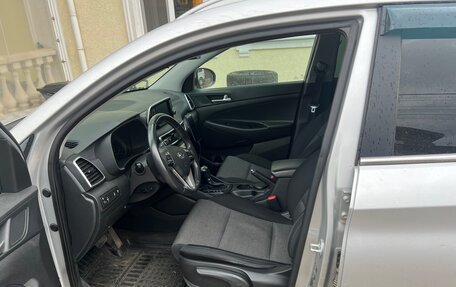 Hyundai Tucson III, 2019 год, 2 050 000 рублей, 7 фотография