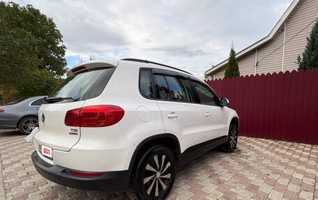 Volkswagen Tiguan I, 2011 год, 900 000 рублей, 7 фотография